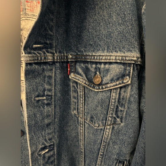 Vintage Levi’s Hard Rock Cafe London Denim Jean Jacket | Large Women’s - Picture 5 of 7